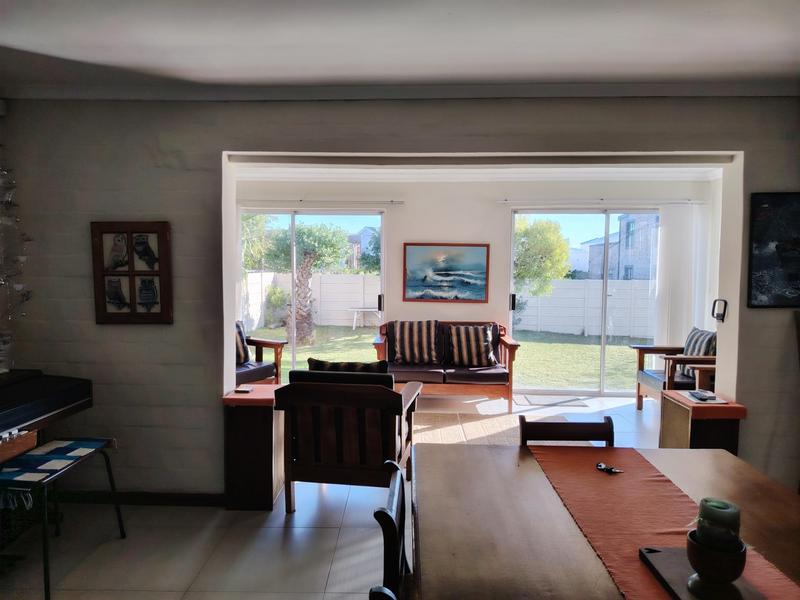 4 Bedroom Property for Sale in Pringle Bay Western Cape